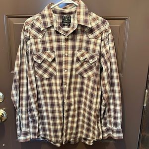 Men’s size large Lucky Brand Snap button plaid, good condition.